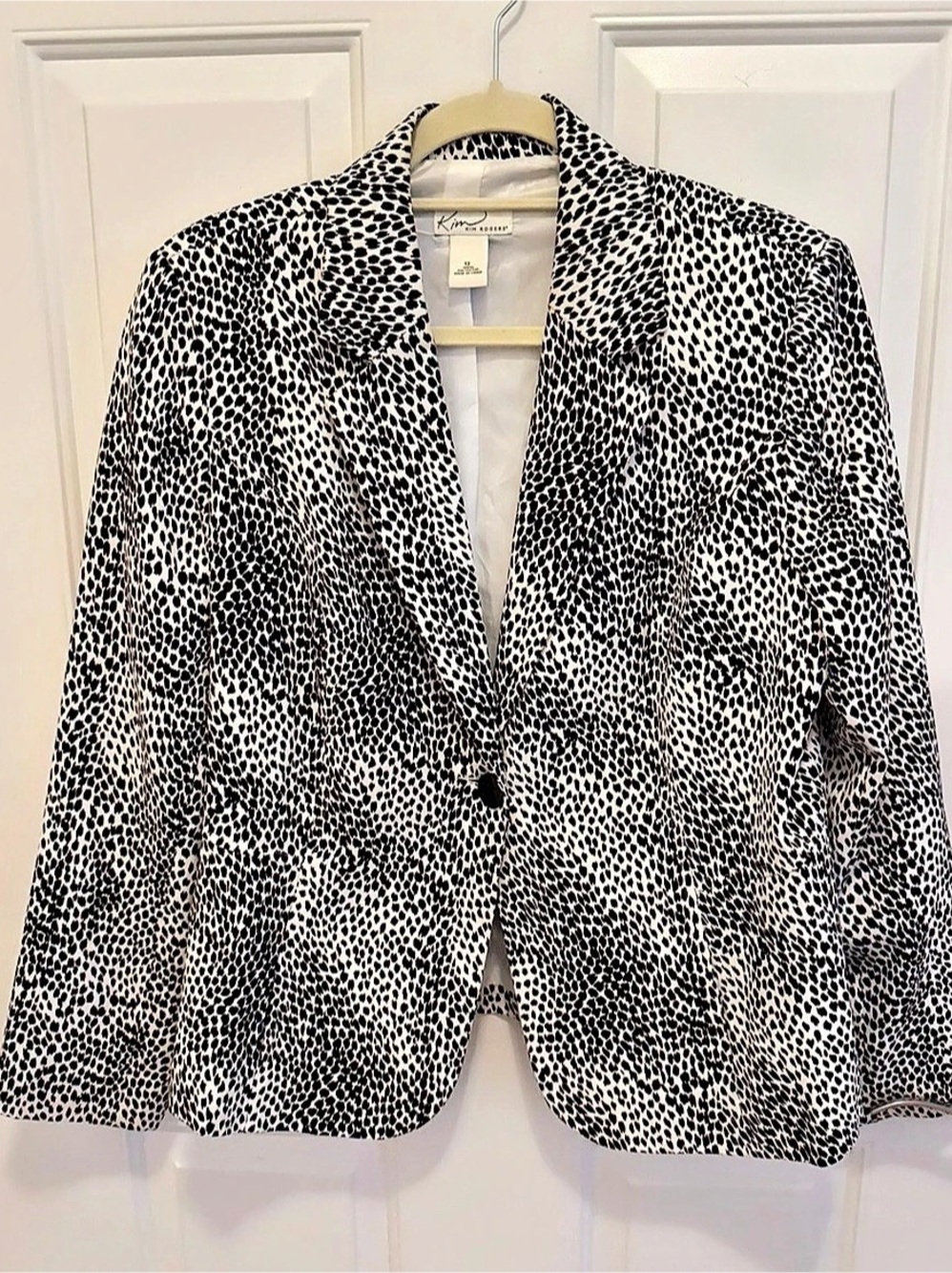 Kim Rogers Animal Print Blazer in White & Black Size 12